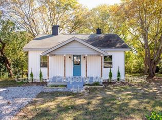 4 2nd St, Franklinton, NC 27525