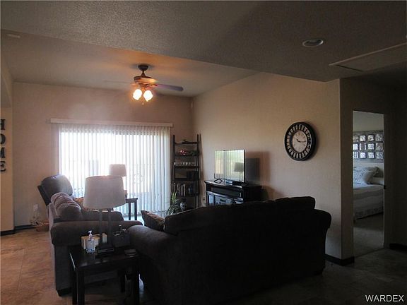 5th image of 890 Florence Ave Unit 105