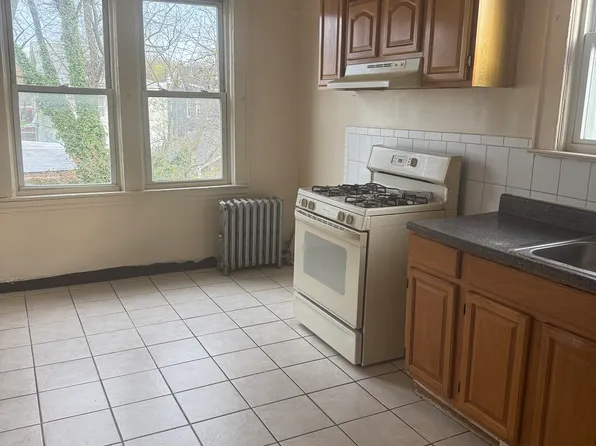 378 Myrtle Ave Floor 2, Irvington, NJ 07111