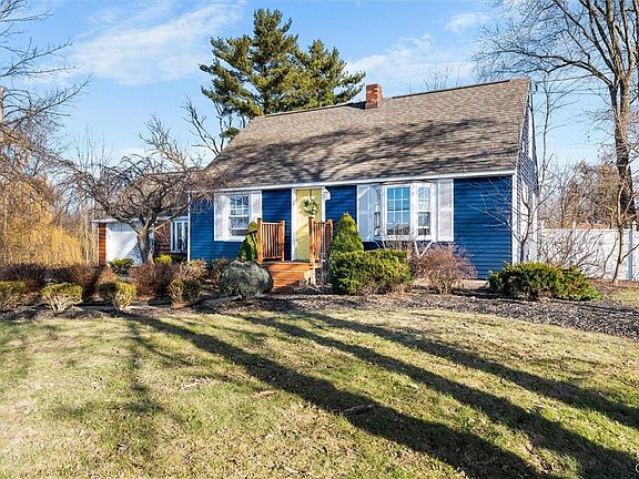 3rd image of 5746 S Bay Rd