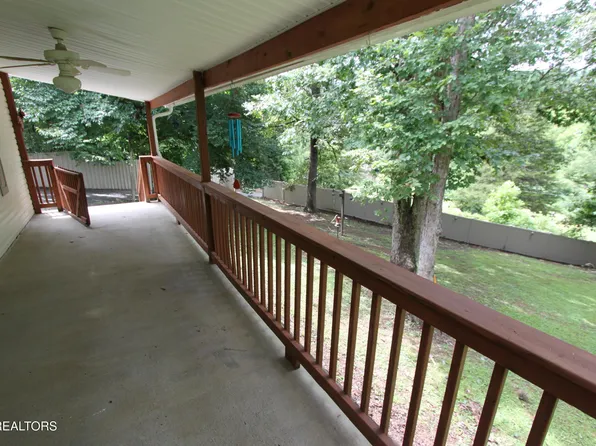 1105 Tranquility Hills Way, Cosby, TN 37722