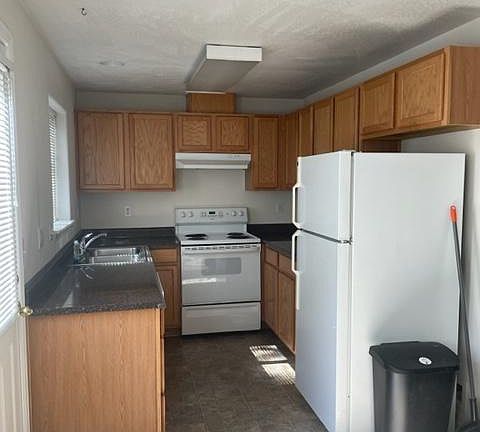 5th image of 2136 NW North Hill Dr #A