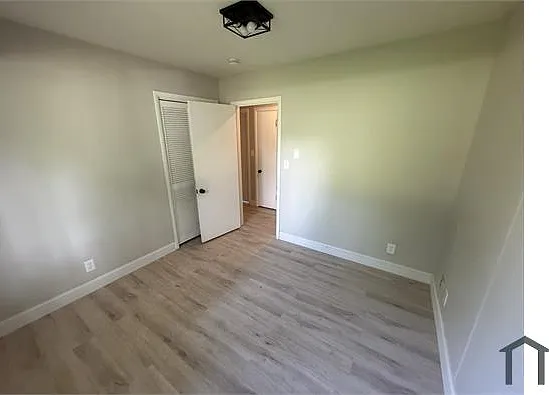 4939 Hayes Rd — Photo 8