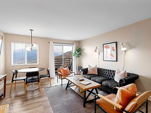 4th image of 1260 Ski View Dr #8104