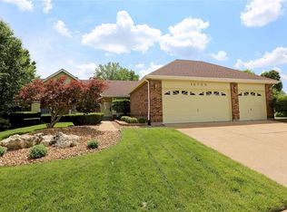 16709 Newbury Xing N, Florissant, MO