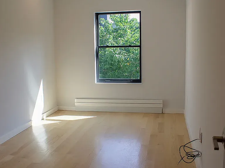 646 Greene Ave #4 — Photo 8
