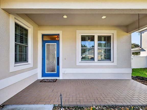3rd image of 4913 ROYCE DRIVE