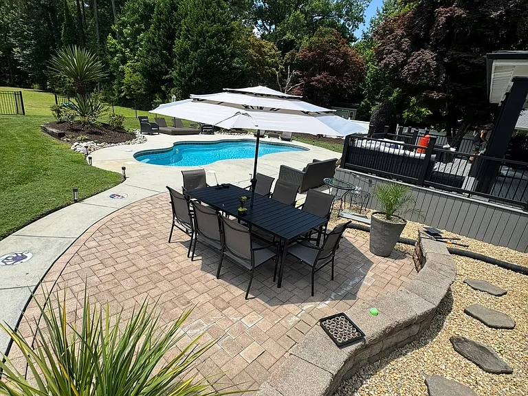 4829 Brigadoon Dr — Photo 9