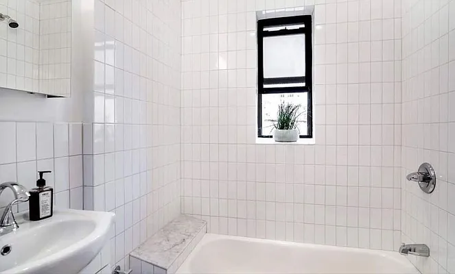 Rented by Compass | media 16