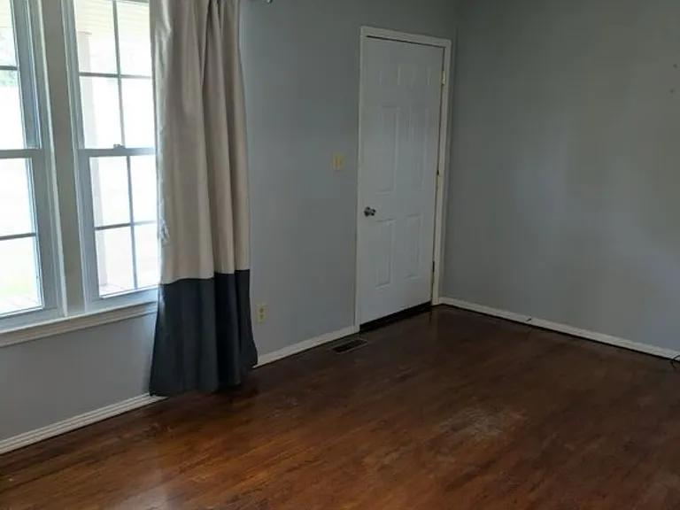 66 Hill View Dr — Photo 30