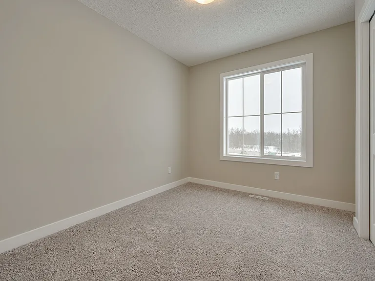 2610 Maple Way NW — Photo 9