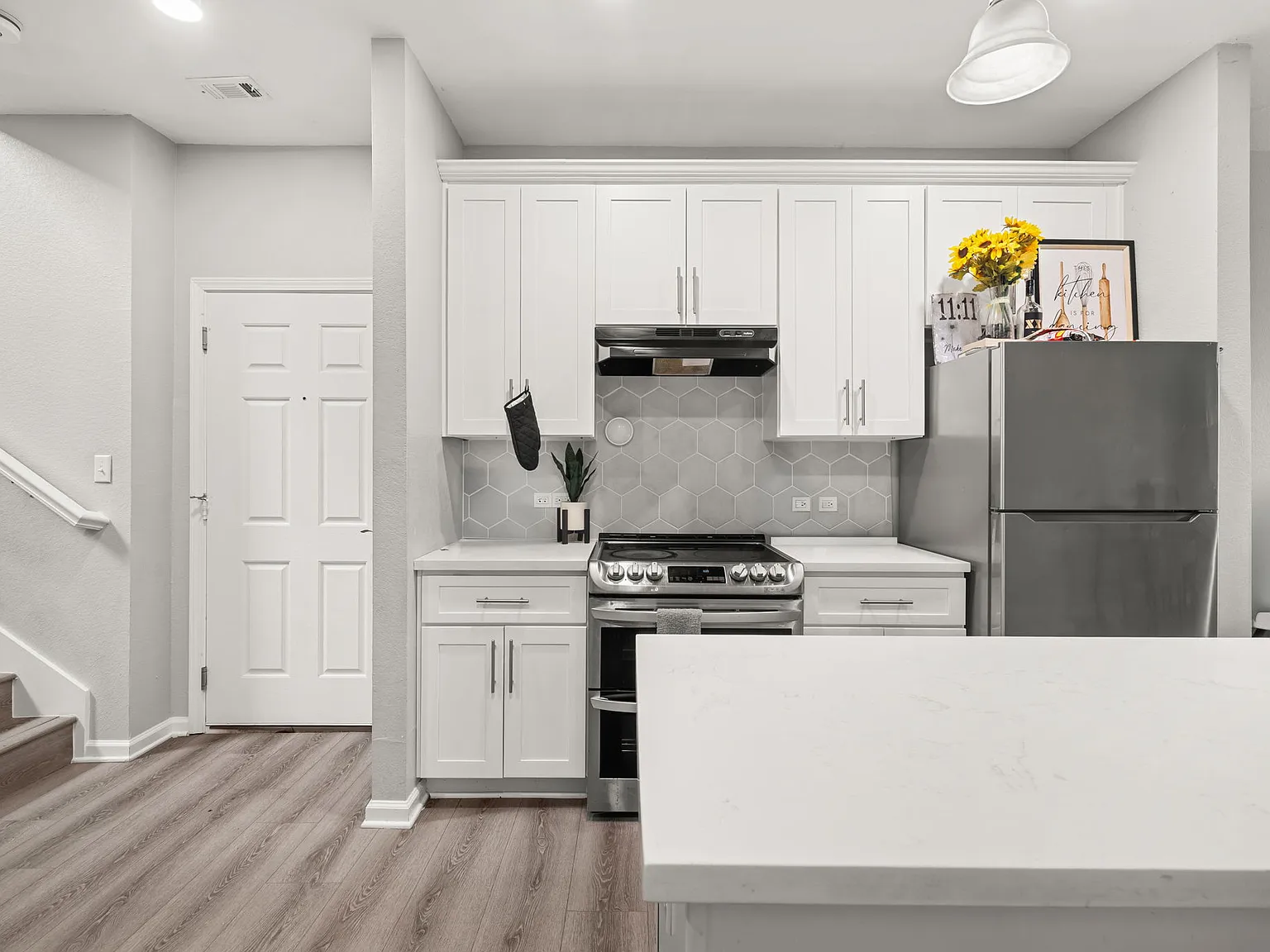 3 bed, 1525 sqft, $1,750 — Photo 3