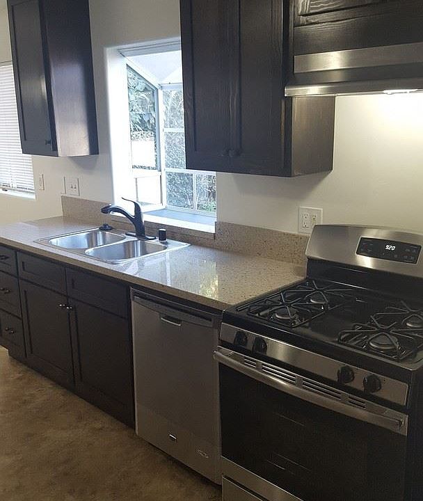 1st image of 1435 W 218th St