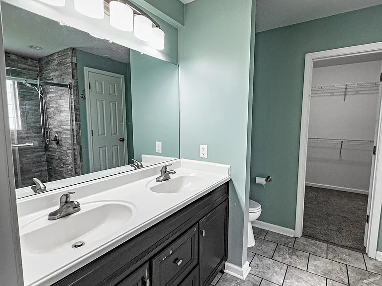 203 Saw Briar Ct — Photo 8