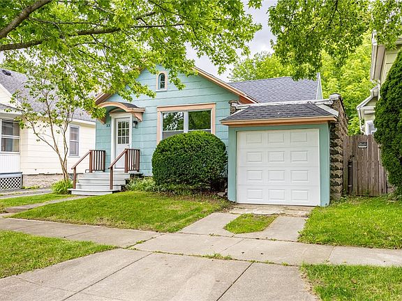 2nd image of 33 Mount Vernon Ave