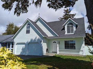 1715 El Monte Rd, Crescent City, CA 95531