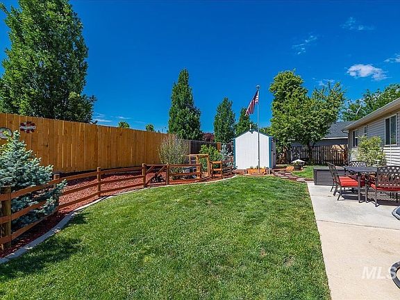 5th image of 12449 W Delmar St
