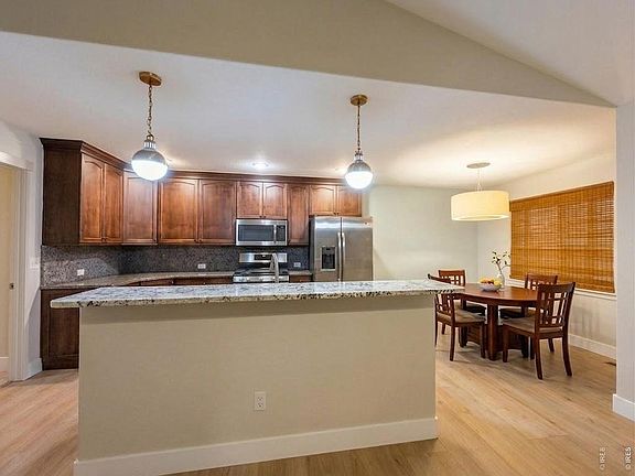 2nd image of 109 Primrose Ct