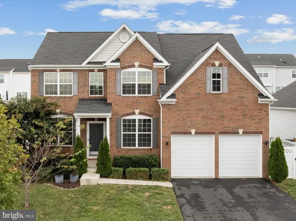127 Sparkling Brook Rd, Ranson, WV 25438