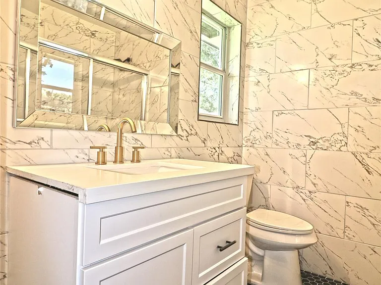 9211 Blankenship Dr — Photo 17