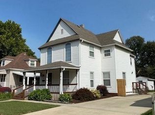 224 NE Lake St, Topeka, KS 66616