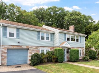 12 Mansfield St, Peabody, MA 01960