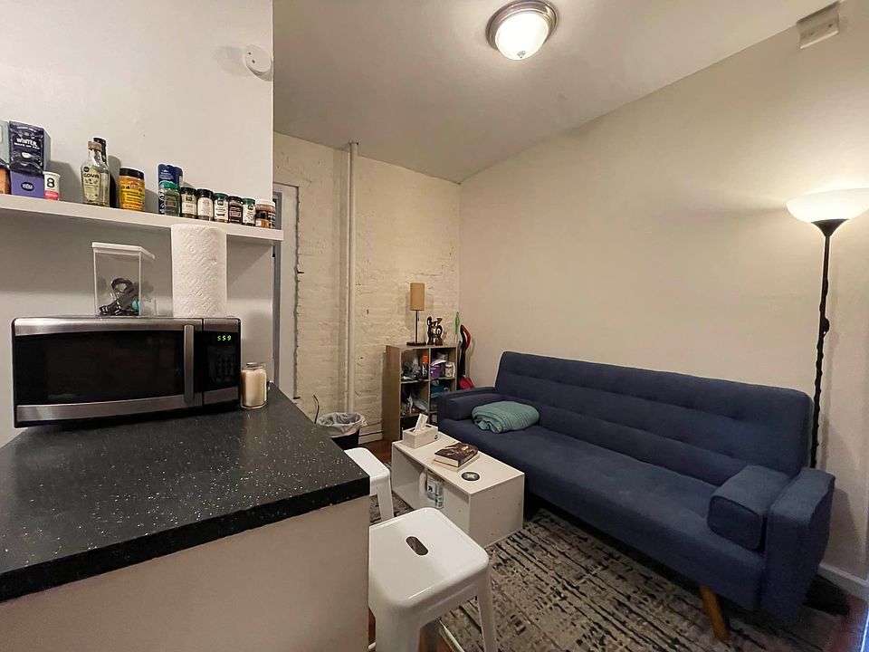 1st image of 522 E 11th St #9