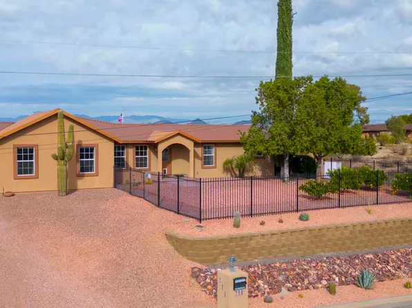 750 W AGUA Drive, Wickenburg, AZ 85390