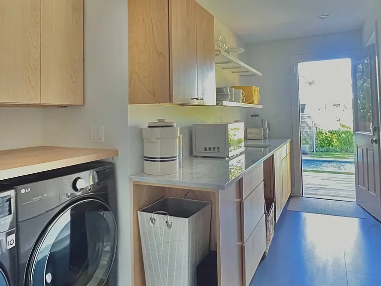 71 Island View Dr W — Photo 17