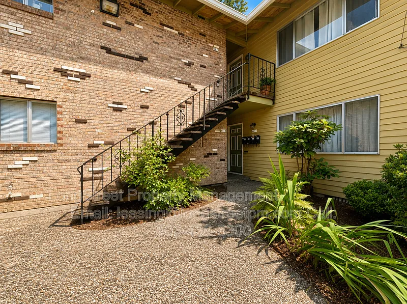 1 bed, 1.0 bath, 600 sqft, $1,395 — Photo 2