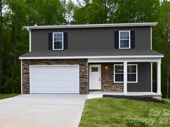5123 Hanging Rock Ct, Hickory, NC 28601