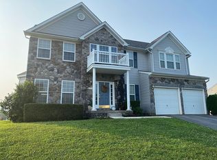 654 Bentley Dr, Inwood, WV 25428