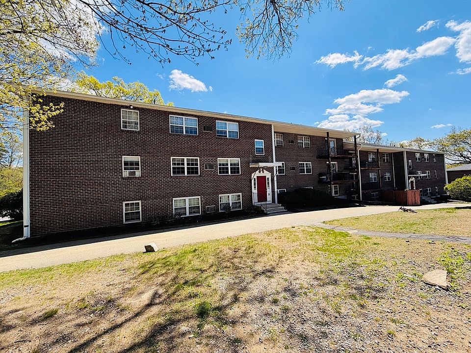 1st image of 261 Boston Post Rd E APT 3