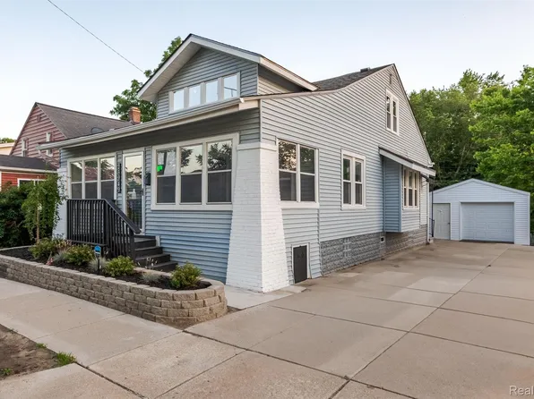 25949 E Huron River Dr, Flat Rock, MI 48134