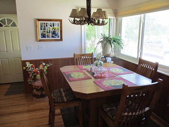 5th image of 12 Mountain View Dr