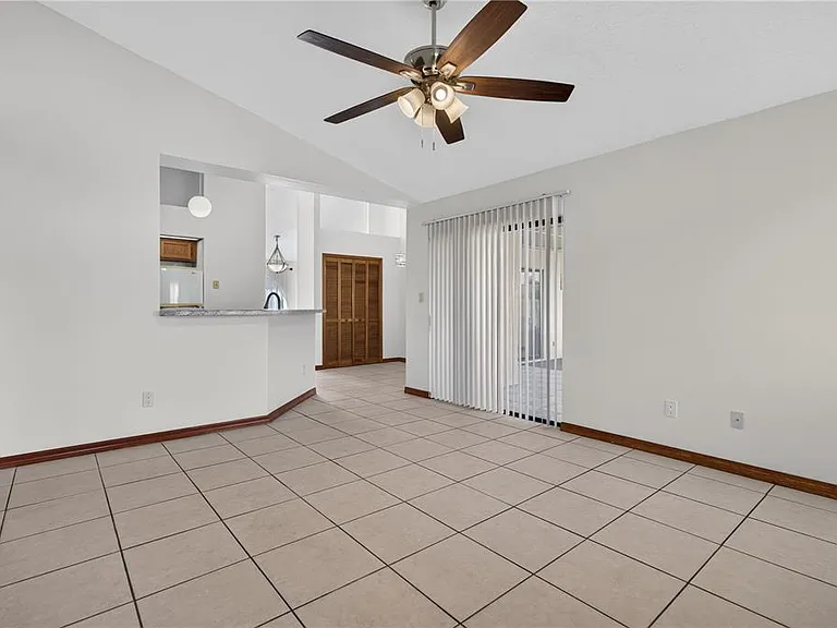 4059 Waterview Loop — Photo 6