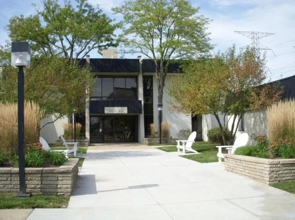 9701 N Dee Rd Unit 5I, Niles, IL 60714