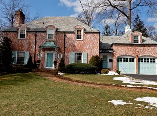 15 Quentin Rd, Scarsdale, NY 10583