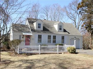 61 Windmill Hill Rd, Branford, CT 06405