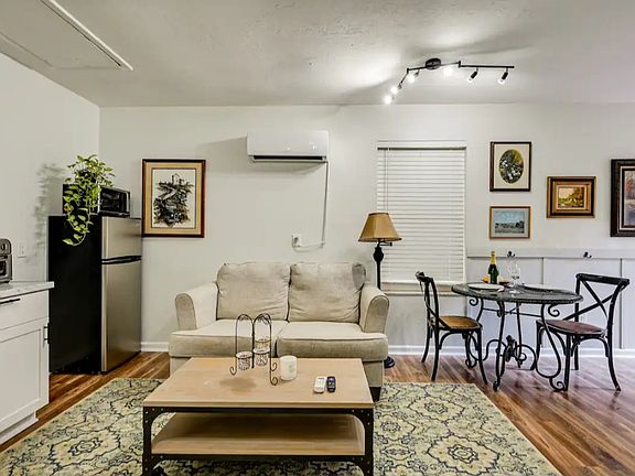 5th image of 318 13th St NW #1