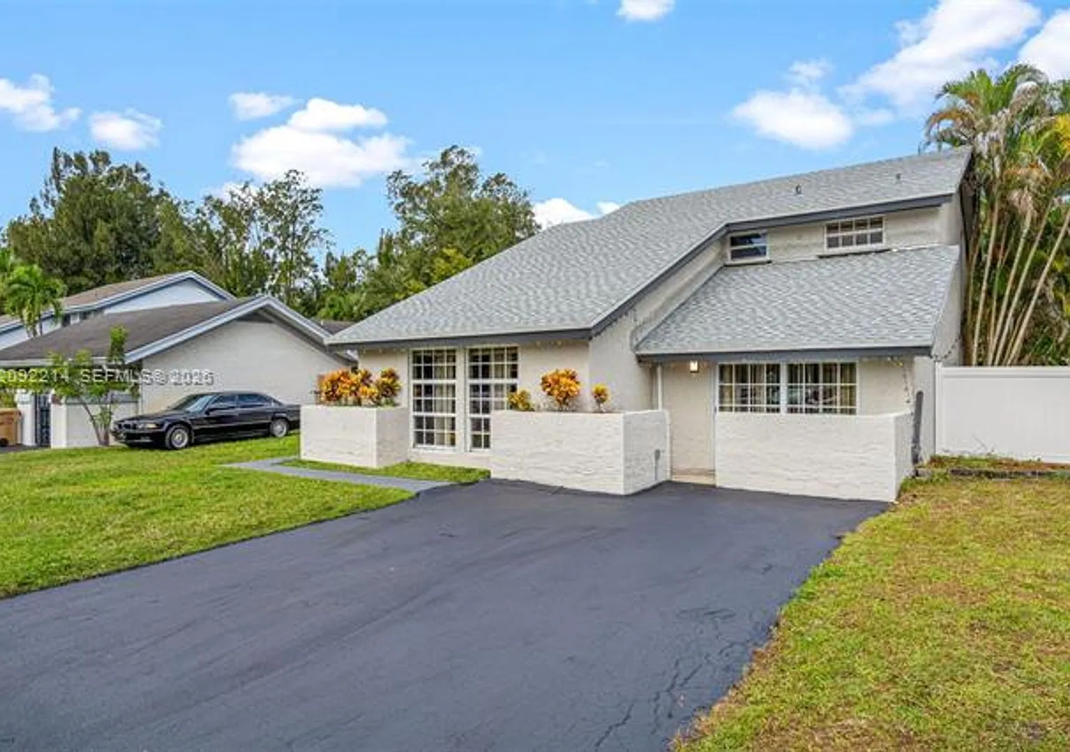 8351 SW 39th Ct # 8351, Davie, FL 33328 — Photo 3