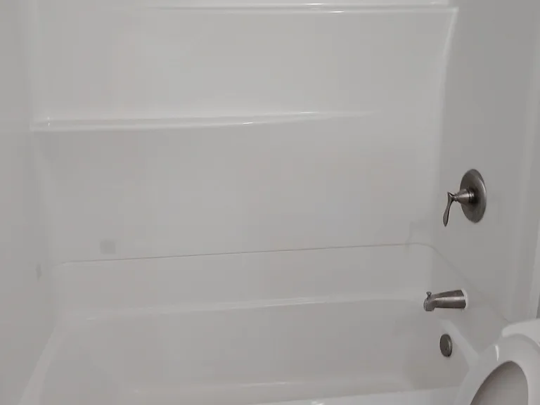 320 Fremont Ave #4 — Photo 6