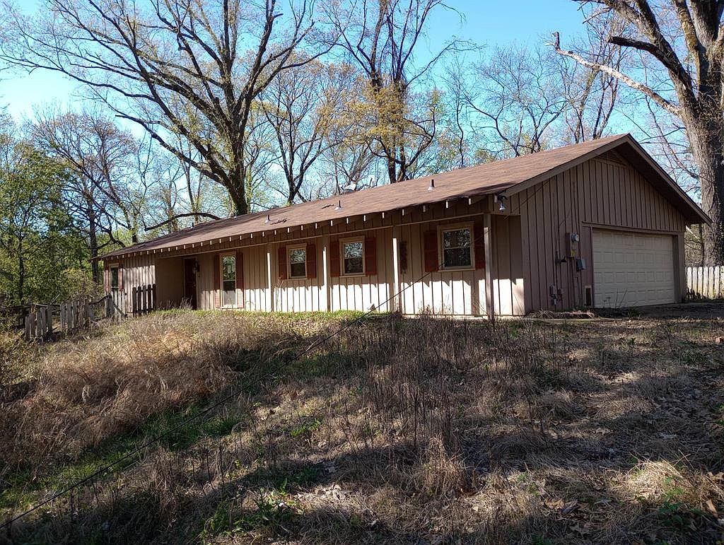 102 Seneca, Helena, AR 72342 Zillow