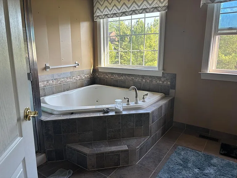 501 Rain Tree Cir — Photo 17