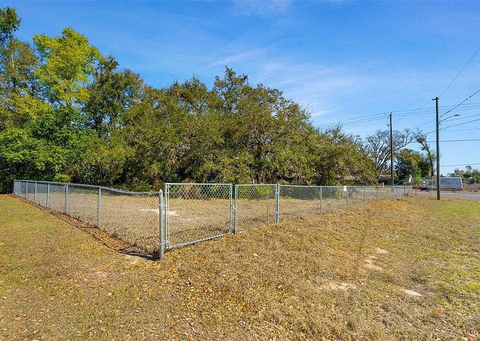 1st image of 702 WESTWOOD DRIVE