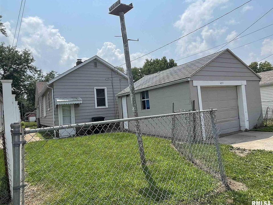 2nd image of 527 18 1/2 Ave