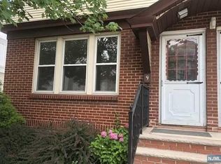 9 Schuyler Ct, Kearny, NJ 07032