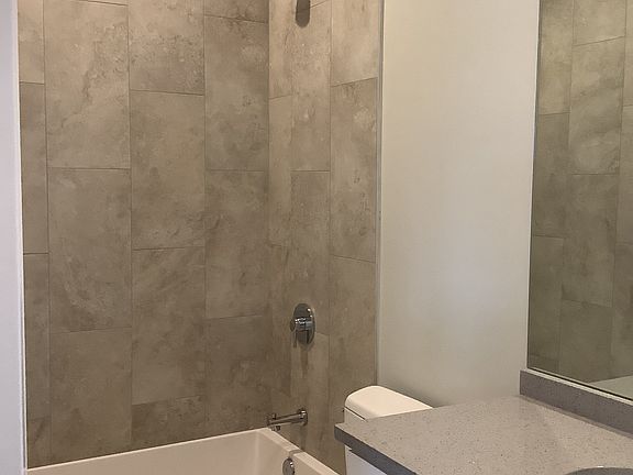 5th image of 5522 W Higgins Rd #1N