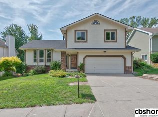 3417 Scott Dr, Bellevue, NE 68123