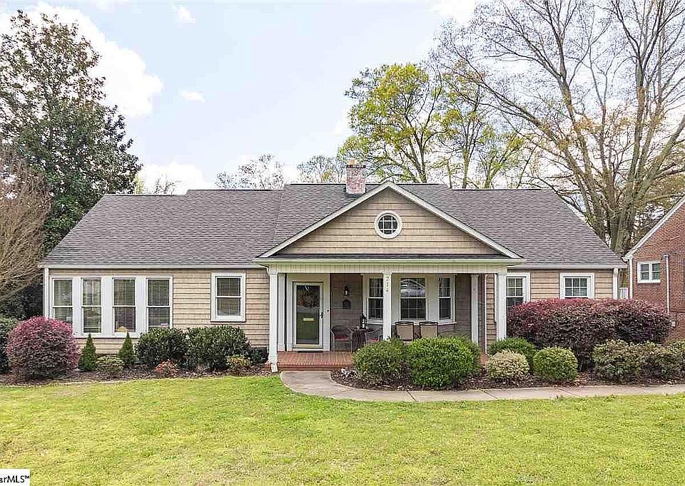 1st image of 214 Aberdeen Dr